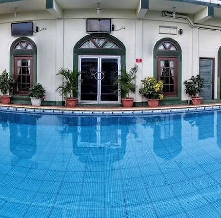 Sleepin International Hotel 乔治敦 外观 照片